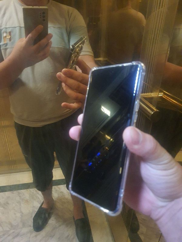 Honor x9b 5g 12ga 256 kardak full 2 haftalik tel Honor x9b 5g 12ga 256 kardak full 2 haftalik tel
