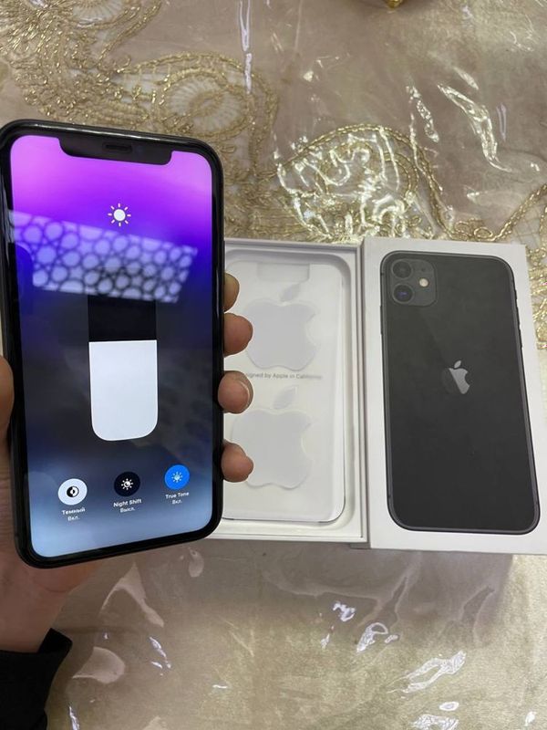 Iphone 11 bor olodonlo tel qilsin hamma vaji rodnoy