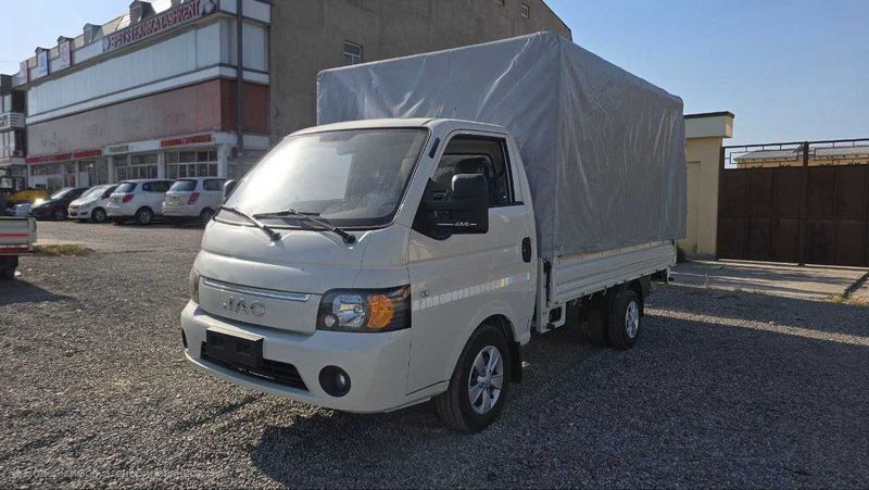 Тентовка JAC X200 05/25 йил чикарилган сотувда мавжуд Тентовка JAC X200 05/25 йил чикарилган сотувда мавжуд