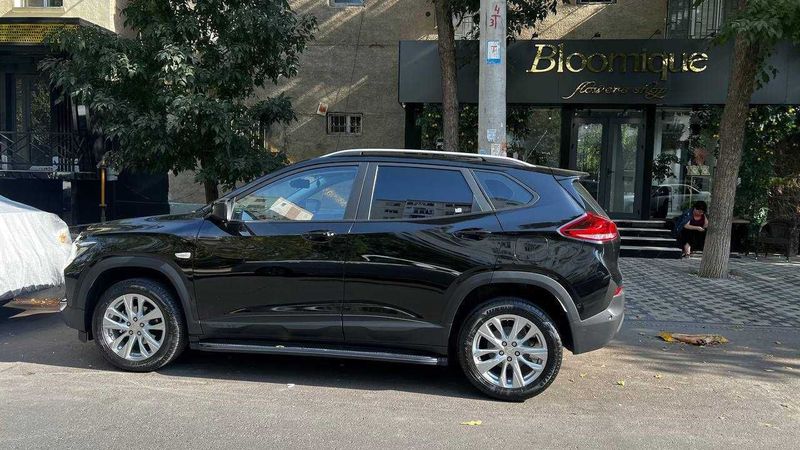Tracker 2 LTZ TURBO Tracker 2 LTZ TURBO