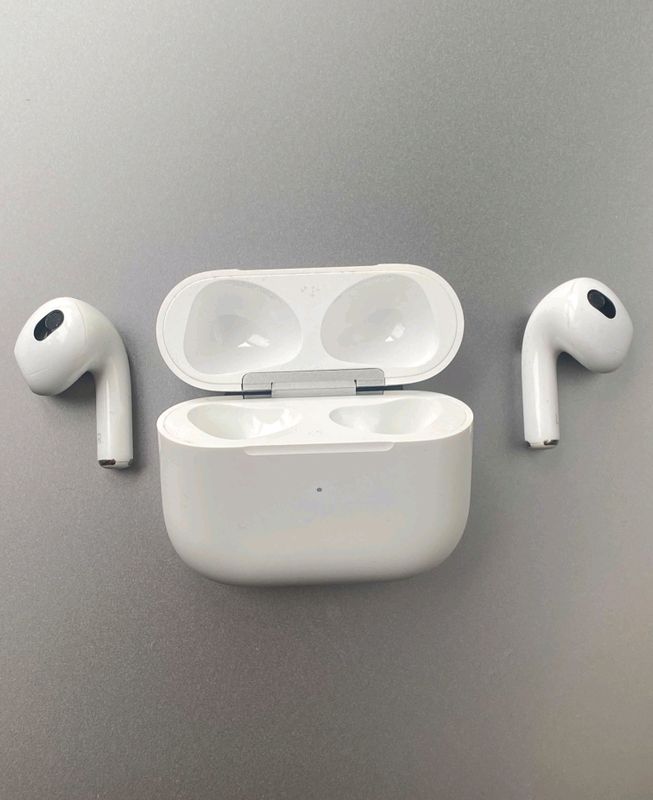 AirPods 3 Оргинал 100% Отличном Состояния ИЗ США AirPods 3 Оргинал 100% Отличном Состояния ИЗ США