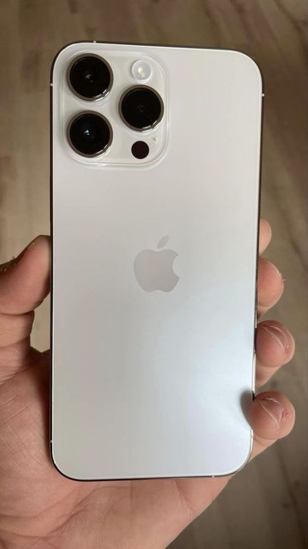 Iphone 12 pro white Iphone 12 pro white
