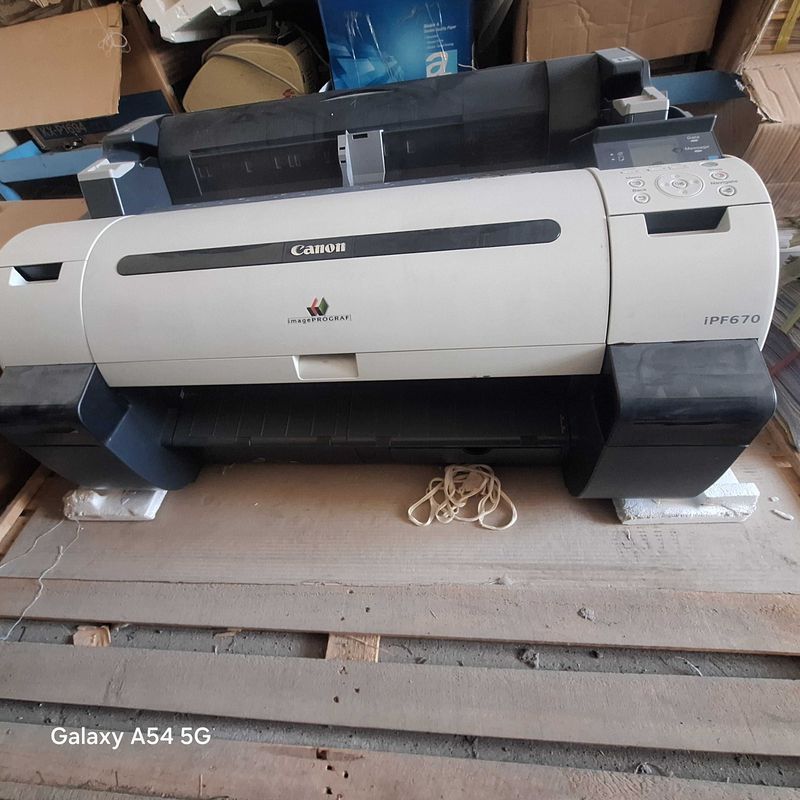 Цветной принтер Canon IPF 670 Цветной принтер Canon IPF 670