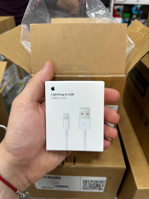 Apple кабель Lighting to USB Apple кабель Lighting to USB