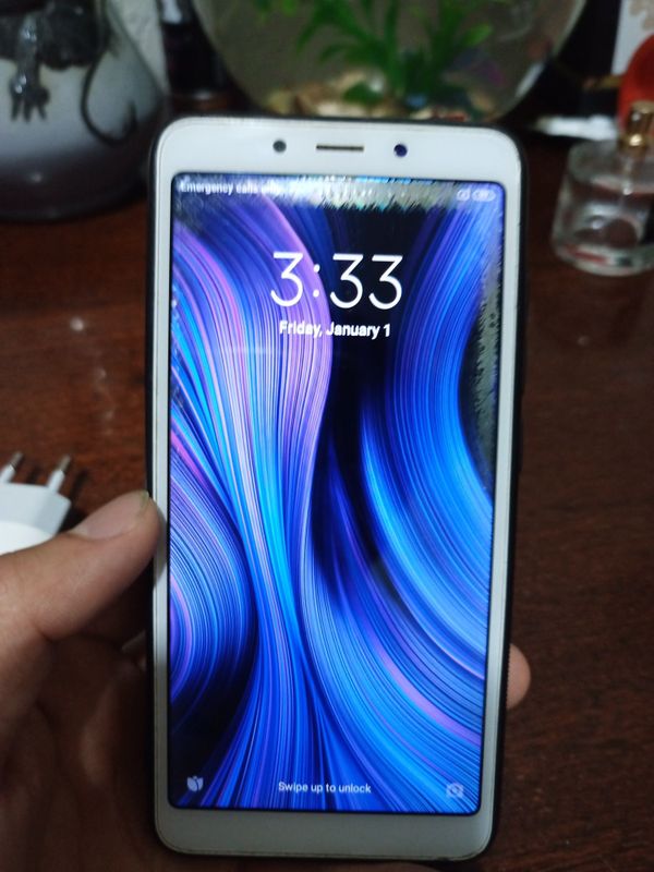 Redmi 6A 16 gb, yahshi holatda Redmi 6A 16 gb, yahshi holatda