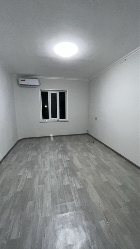 Jizzax zargarlik mahalla agro bankni roparasidagi domlar