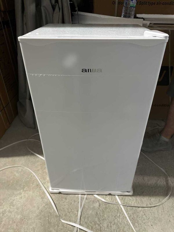 Холодильник Aiwa 90лит склад оптом Холодильник Aiwa 90лит склад оптом