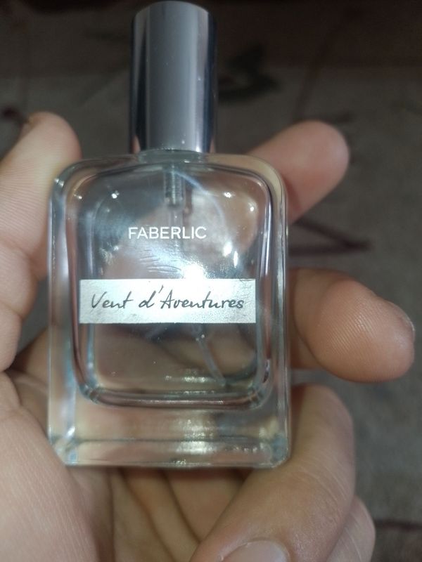 Arab atri 100ml sifatli va 4 kungacha seziluvchan hushboy va otkr ifor Arab atri 100ml sifatli va 4 kungacha seziluvchan hushboy va otkr ifor
