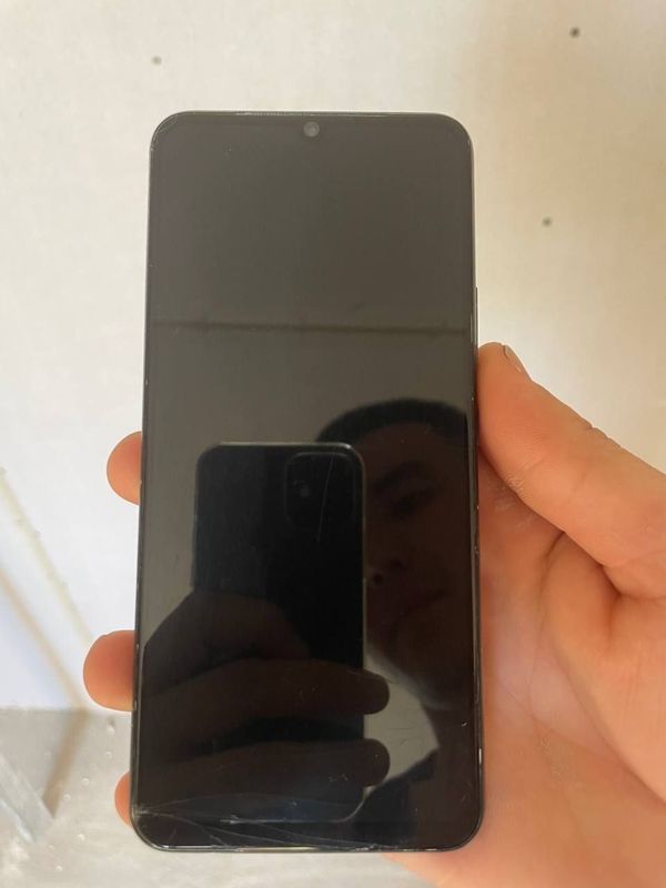 vivo V21e . vivo V21e .