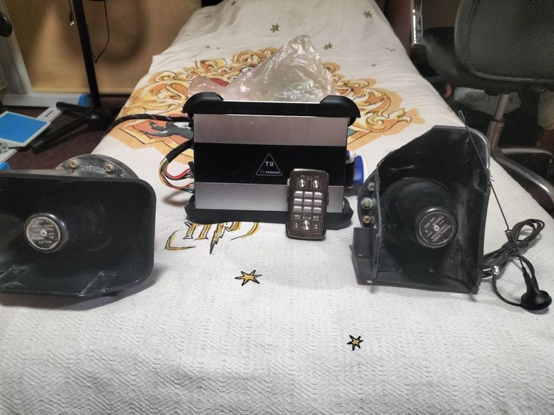 Amerikanka sirena T9 2ta karney 1200w Amerikanka sirena T9 2ta karney 1200w