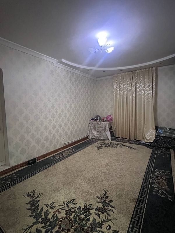Новза метро ёнида 1 хонали уй ижарага, оила ёки талабага Новза метро ёнида 1 хонали уй ижарага, оила ёки талабага
