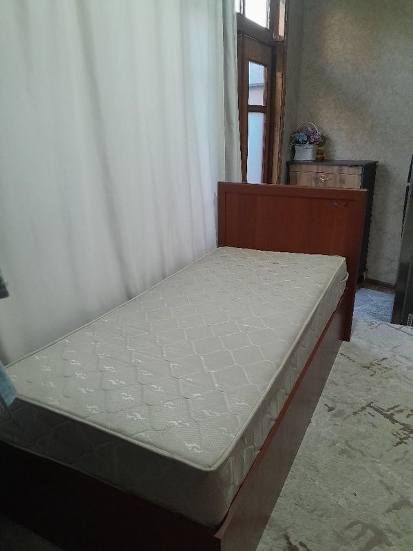 Karavat sotiladi b/u holati ideal Karavat sotiladi b/u holati ideal
