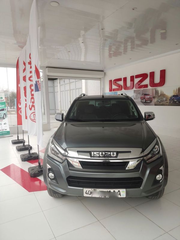 Isuzu Dmax 2022 y