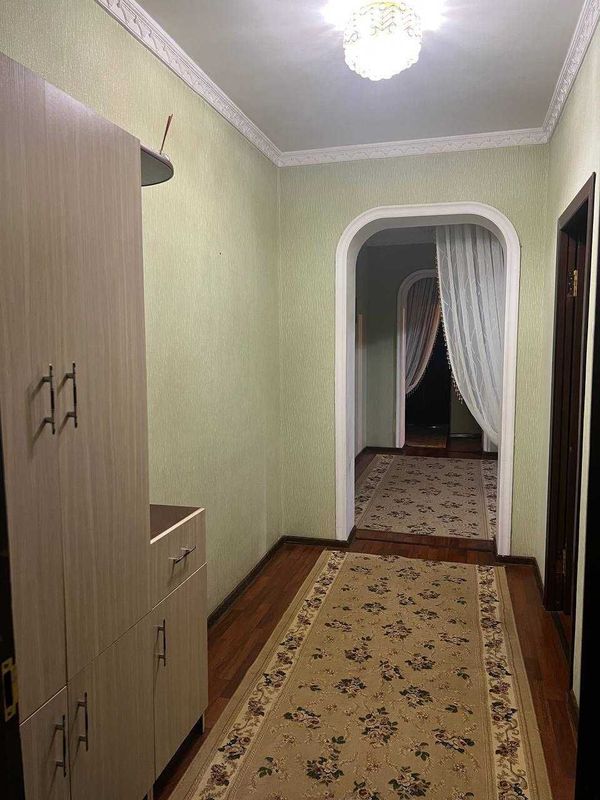 Qo'yliq Markaz 4 xona ijaraga beriladi maklerlik xizmati yo'q !!!