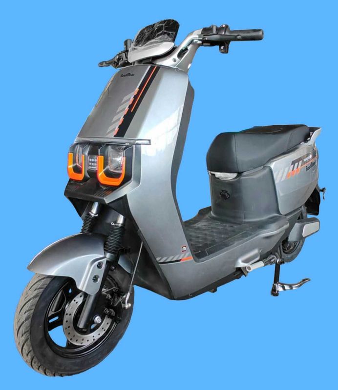 Realmoto RM1200D motosiklari va skuterlari Realmoto RM1200D motosiklari va skuterlari