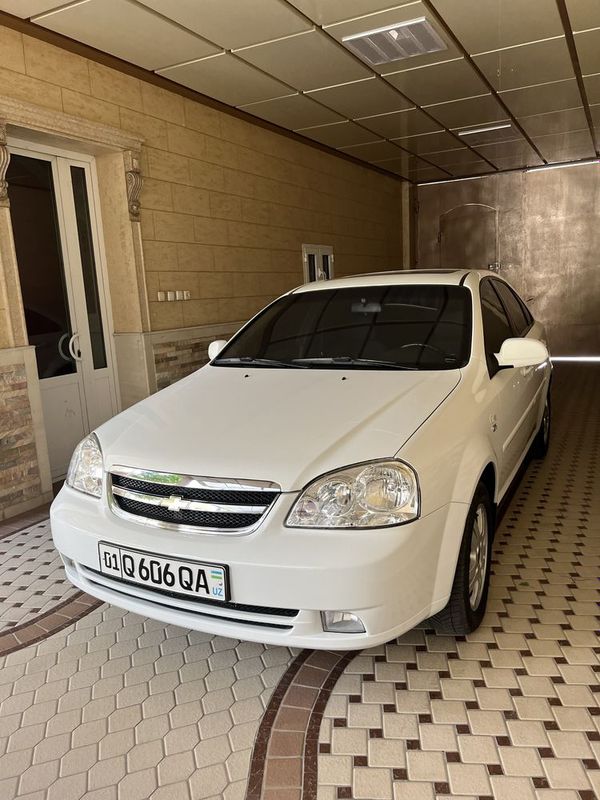 Lacetti 2013 Avtomat 1.6 Ideal Lacetti 2013 Avtomat 1.6 Ideal