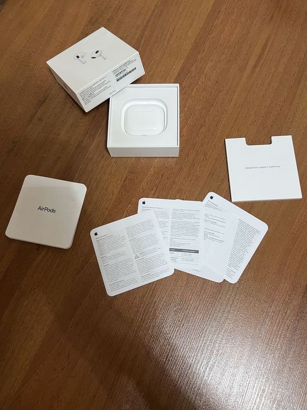 Apple AirPods 3 orginal 100% Apple AirPods 3 orginal 100%