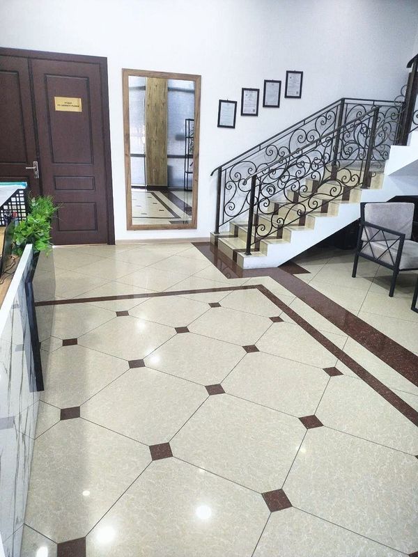 Мирзо-Улугбек, сдается в Аренду не жилое двух этажное здание. Мирзо-Улугбек, сдается в Аренду не жилое двух этажное здание.