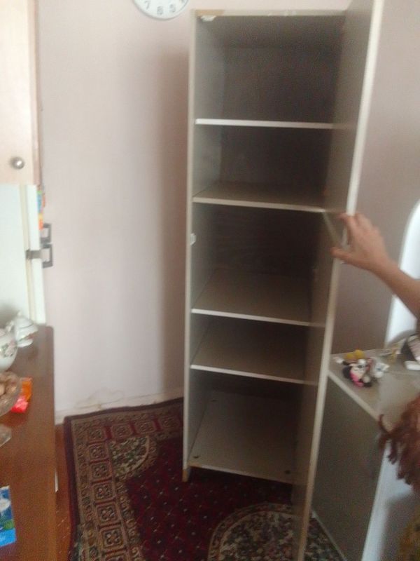 Продам кухонный пенал Продам кухонный пенал