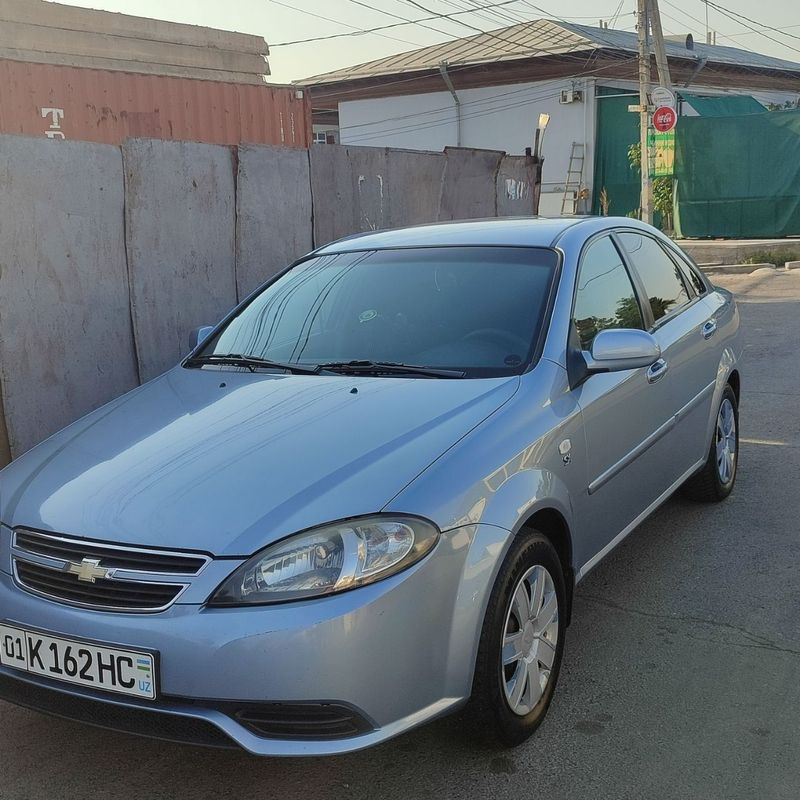 Jentra 1.5 delfin rang kraska shopr eshigida kira qilinmaga moshina Jentra 1.5 delfin rang kraska shopr eshigida kira qilinmaga moshina