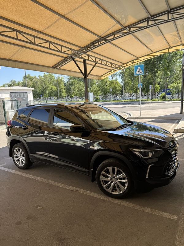 Tracker 2 LTZ. Tracker 2 LTZ.