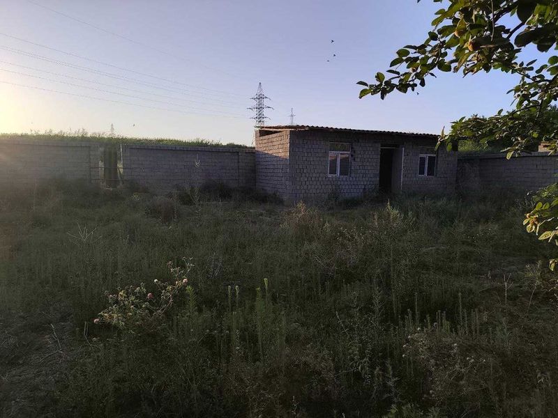 Ер сотилади Тинчлик Куш тепада 10,8 сотих нархи 4500 дан Ер сотилади Тинчлик Куш тепада 10,8 сотих нархи 4500 дан