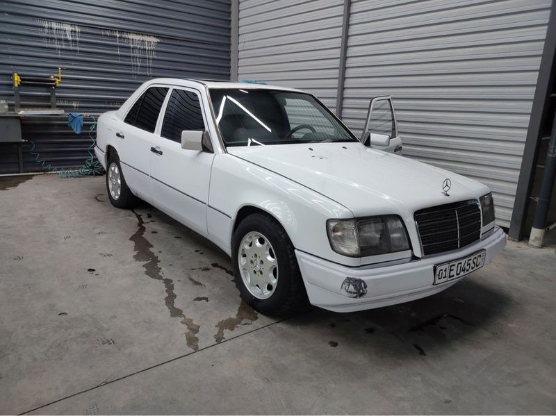 Mercedes 124 AVTOMAT / 1992-yil