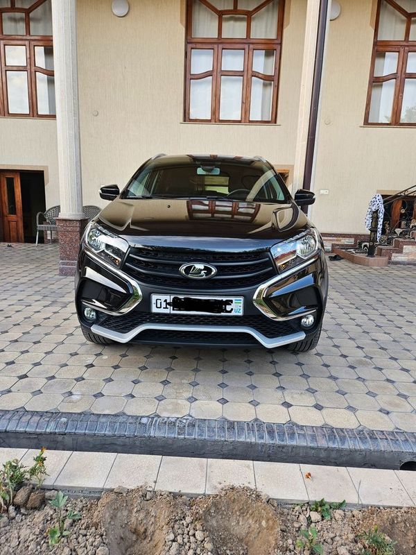 Lada Xray Cross 1, 6Nissan mator Lada Xray Cross 1, 6Nissan mator