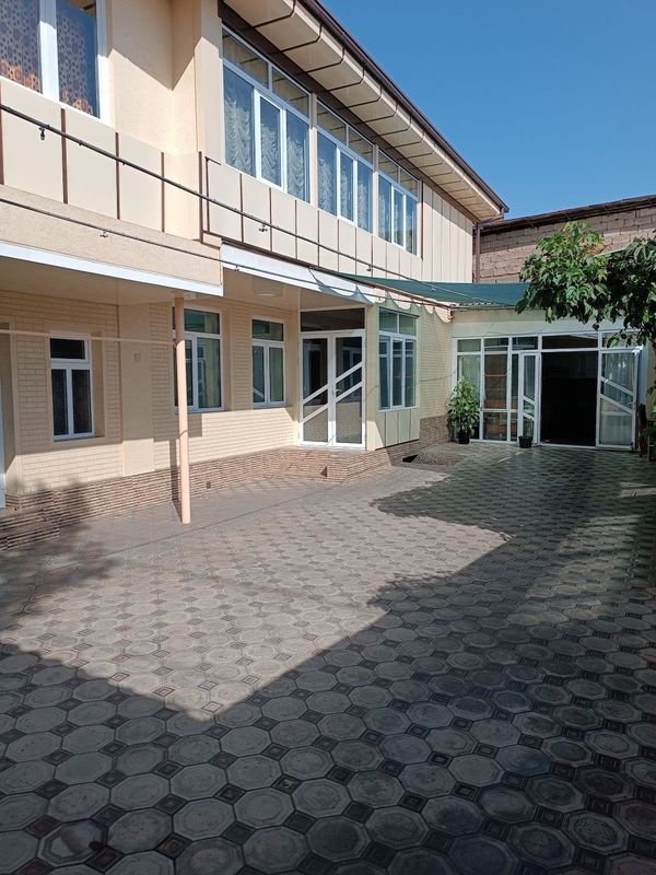 Продаётся двухэтажный дом махалля ок уй яшнабадский район с падвалом Продаётся двухэтажный дом махалля ок уй яшнабадский район с падвалом