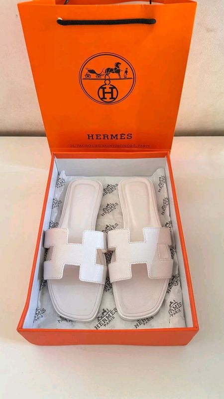 Тапочки HERMES 36,37,38,39,40 размер Тапочки HERMES 36,37,38,39,40 размер