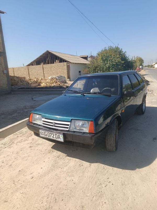 Lada 2109 yaxshi holatda