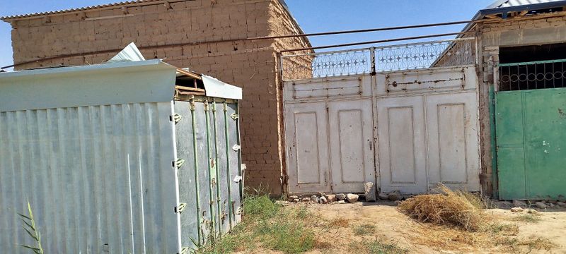 Termiz tuman Qahramon 2 mahallasi 10 sotix