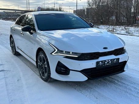 KIA K 5 GT-line beliy jemchug 2021