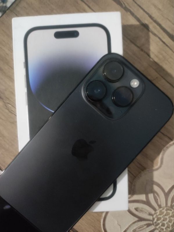 Masalan 14 pro 256 gb Masalan 14 pro 256 gb