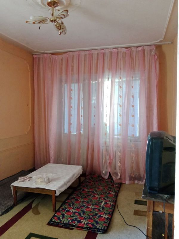 Qo'yliq masif-5 2xona Arintir bozorcha Qo'yliq masif-5 2xona Arintir bozorcha