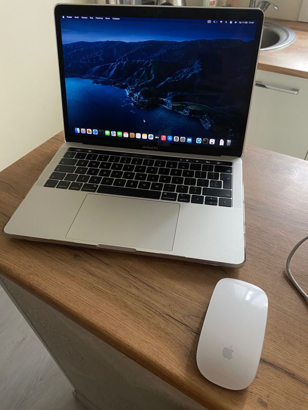 MacBook 2019 Touch Bar + Magic Mouse MacBook 2019 Touch Bar + Magic Mouse