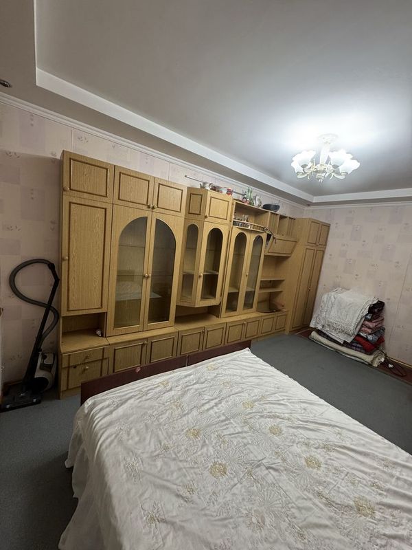 Сдается 3х комнатная квартира. Метро Туркистан