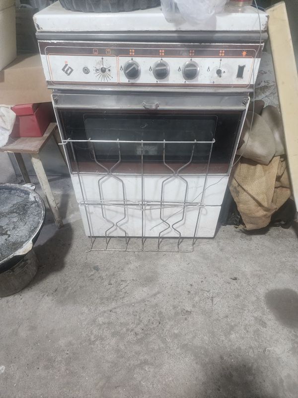 Газовая плита б/у Газовая плита б/у