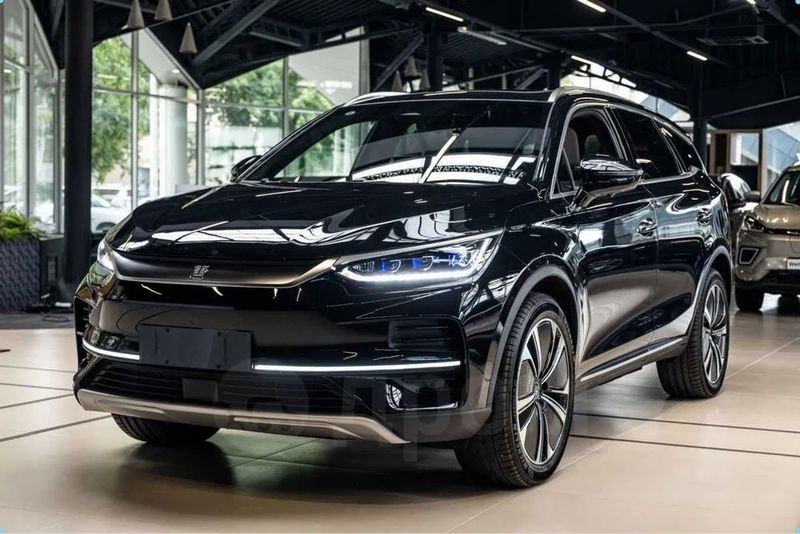 BYD Tang sotiladi. 2 ta matorlik 635 km eng fulidan. BYD Tang sotiladi. 2 ta matorlik 635 km eng fulidan.