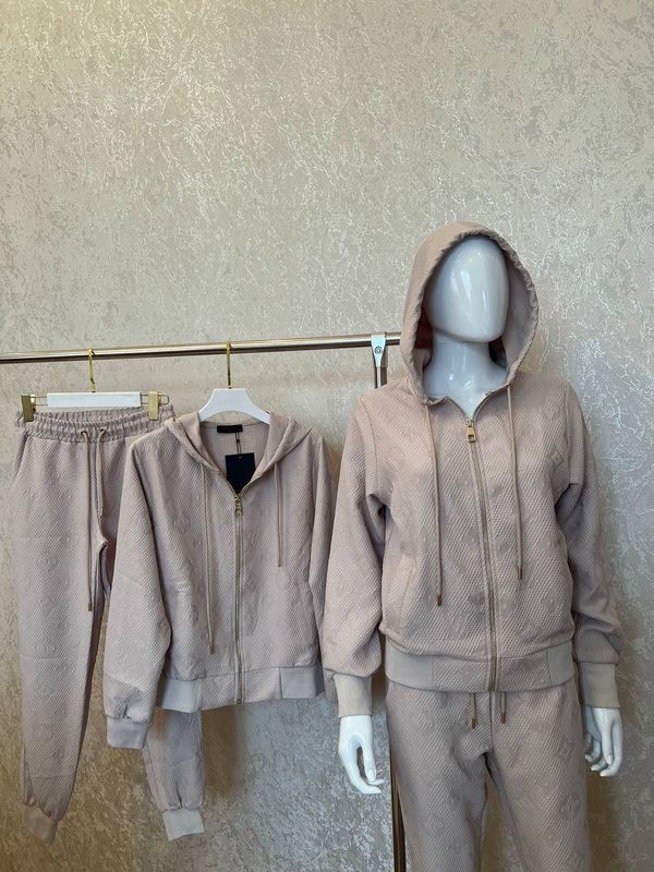 Louis vuitton спортивка Новый Размеры: M,L,Xl