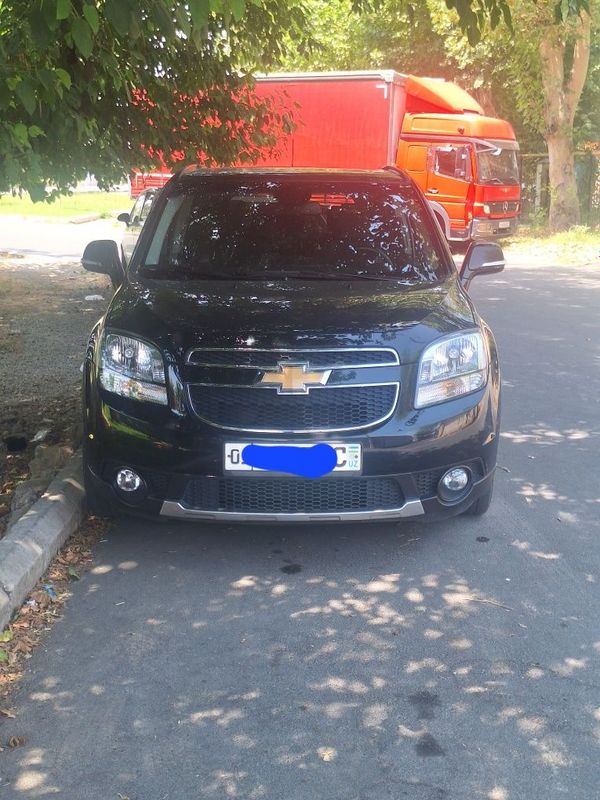 Продам свой автомобиль Орландо фулл позиция в отличном состоянии Продам свой автомобиль Орландо фулл позиция в отличном состоянии