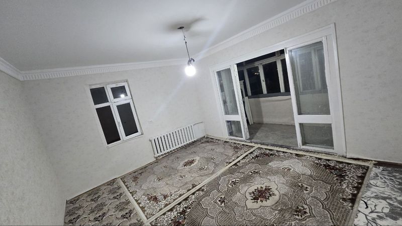 Нурафшон Тинчлик метро 1-2 хоналик уй узимники ижарага бераман Нурафшон Тинчлик метро 1-2 хоналик уй узимники ижарага бераман