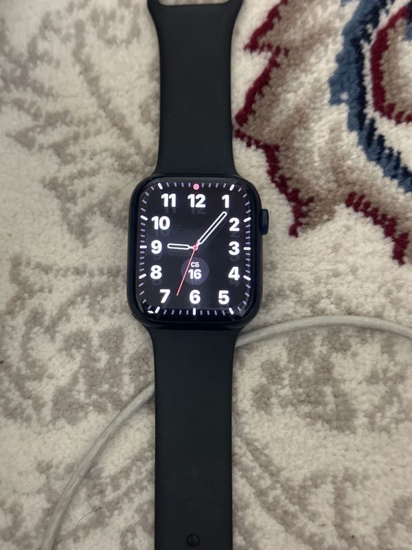 Apple Watch 8 45mm Apple Watch 8 45mm