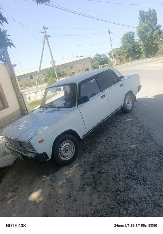Mashina VAZ 2107