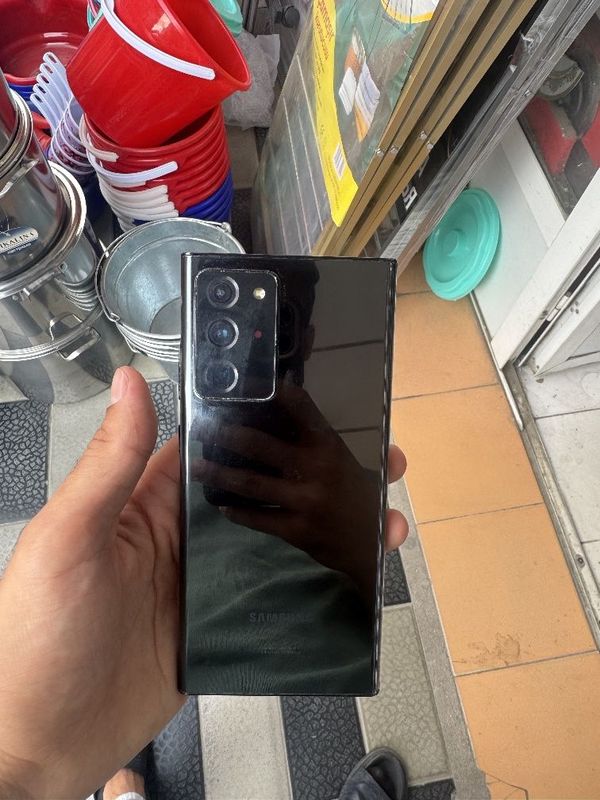 Samsung Note20 Ultra Ideal obmen Samsung Note20 Ultra Ideal obmen