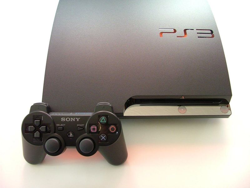 Playstation 3 sotiladi