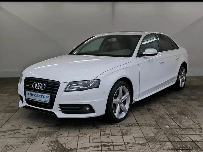 Audi a4 B8 sotiladi yoki abmen Audi a4 B8 sotiladi yoki abmen