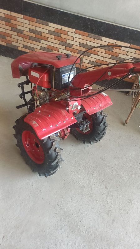 Motokultuvator mini traktor Motokultuvator mini traktor