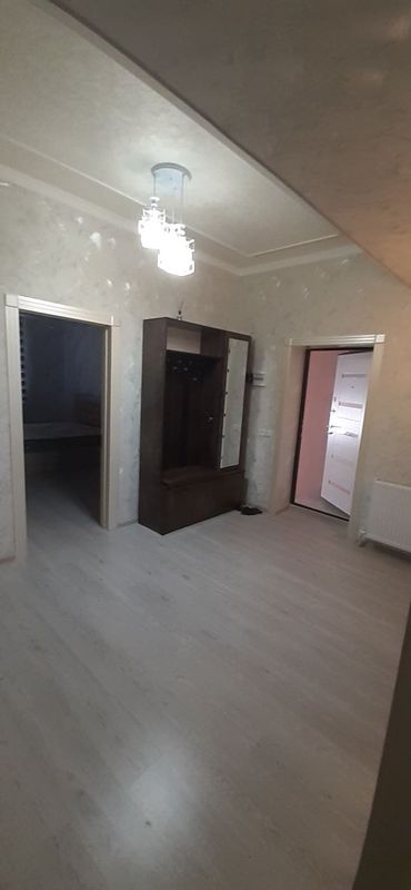 Ижарага берилади кв 3 хоналик Бухоро шахар оила ёки киз болаларга