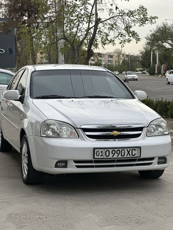 Lacetti 1.8 механика 2013 Lacetti 1.8 механика 2013